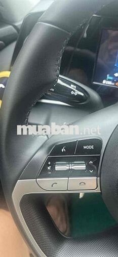 Hyundai Elantra 2024 1.6 đặc biệt 33000 km Trắng