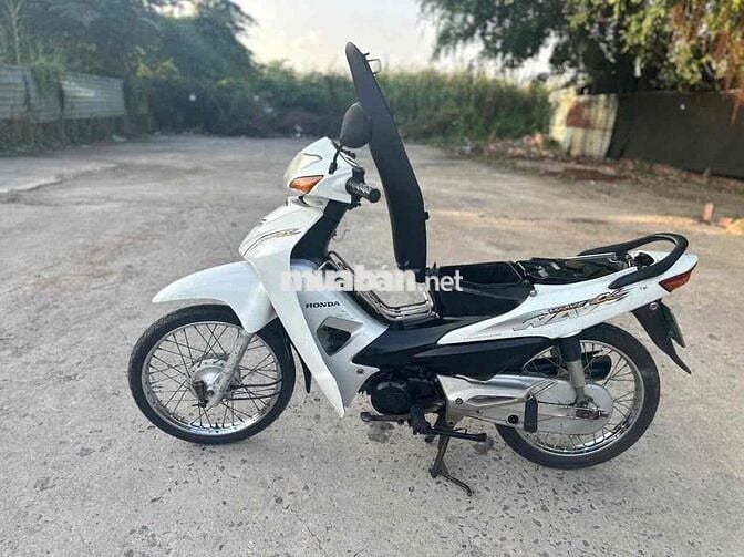 Honda Wave 2006 Trắng