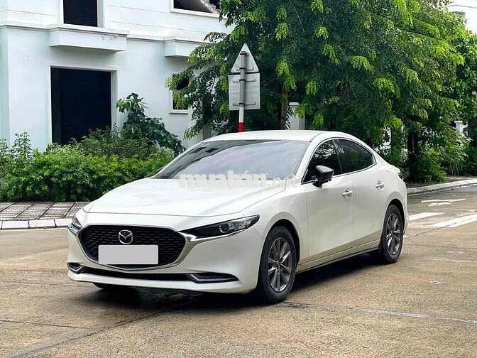 Mazda 3 Luxury 1.5 AT sản xuất 2022