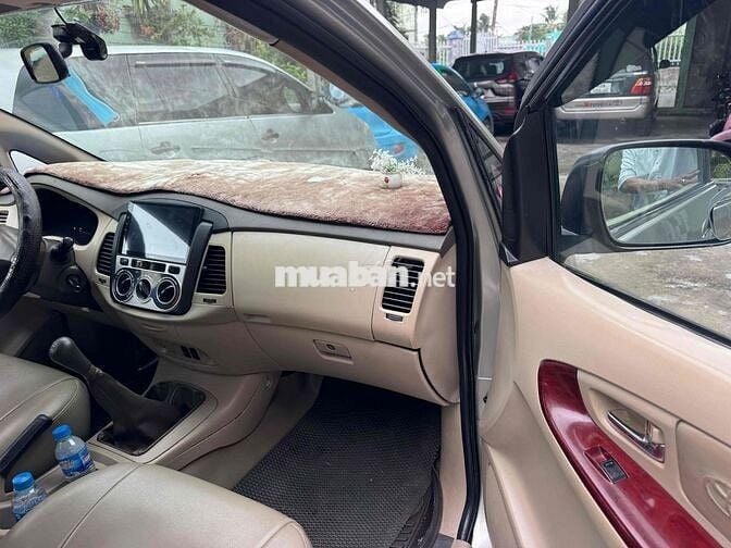 Toyota Innova G 2006 Vàng cát 7 chỗ