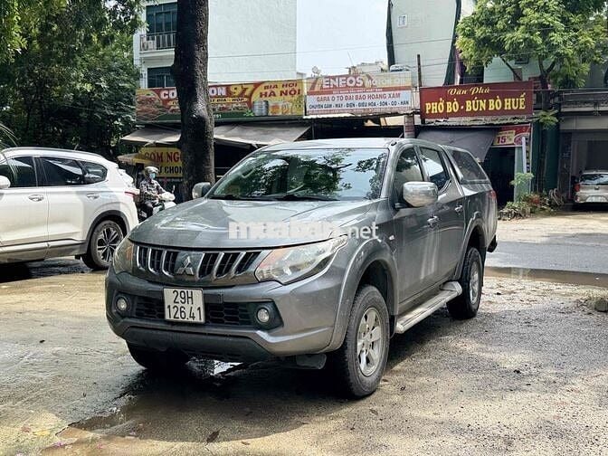 Mitsubishi Triton Xám Xe bán tải
