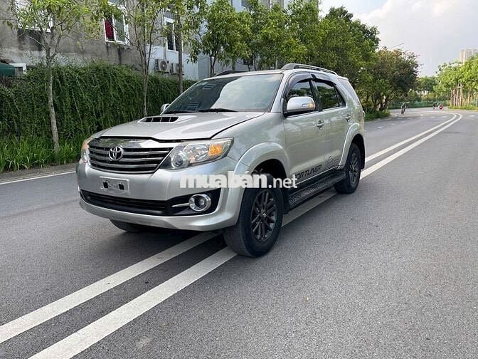 Toyota Fortuner 2.5MT - 2015