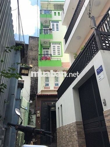 Cho thuê nhà 702/ Điên Biên Phủ, 6 PN DTSD: 120 m2. Gía 20 triệu/tháng