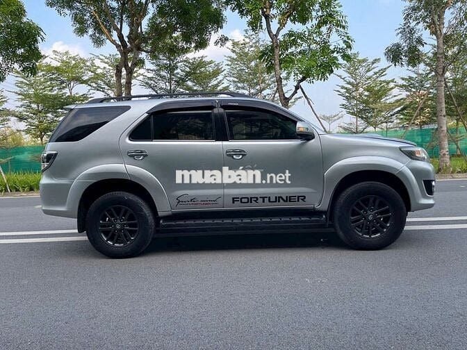 Toyota Fortuner 2.5MT - 2015
