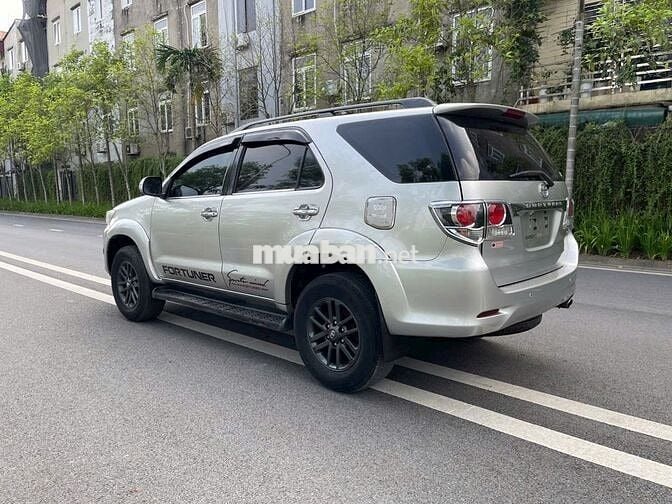 Toyota Fortuner 2.5MT - 2015