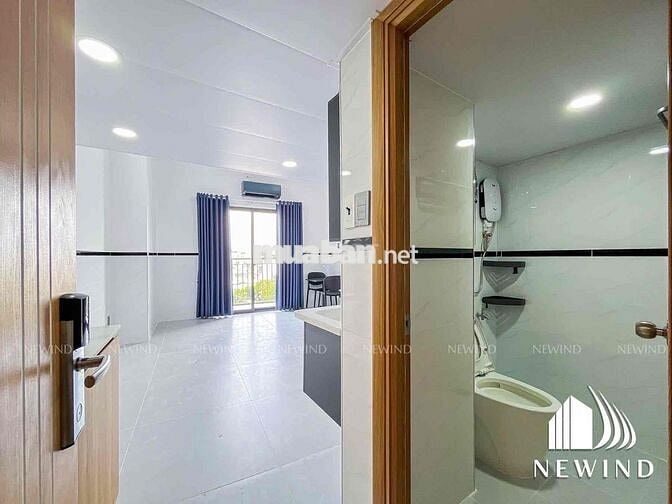 Căn Duplex Ban công Rộng 40m2 có MGR Ngay Hồng Lạc - Đồng Đen - Ni Sư