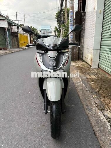 Honda SH160i ABS Xám xi măng Full PPF