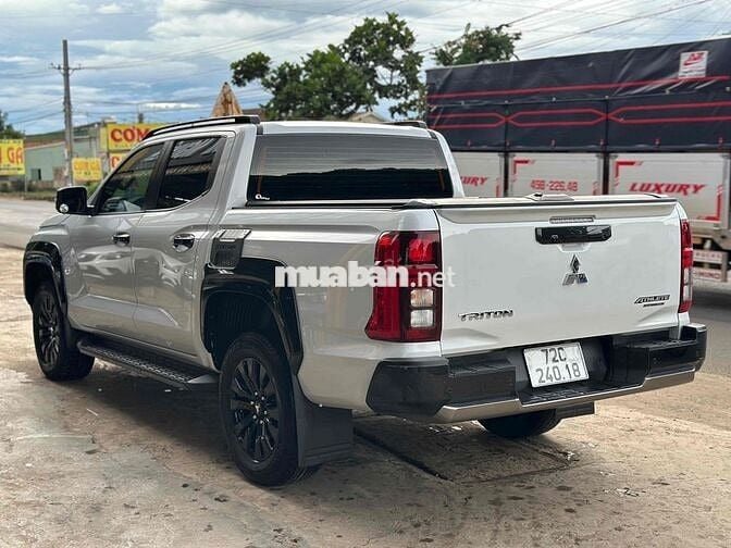 Mitsubishi Triton Athlete 4x4 2024 Trắng 31.000 km