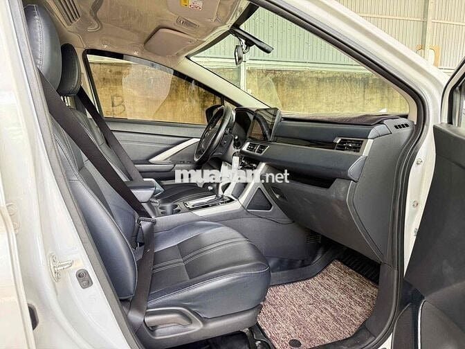 Mitsubishi Xpander Cross 2024 Trắng 80000 km
