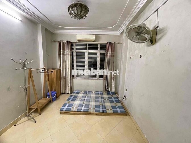 cho thuê 2 phòng tại ngõ giếng mứt thông ngõ tự do