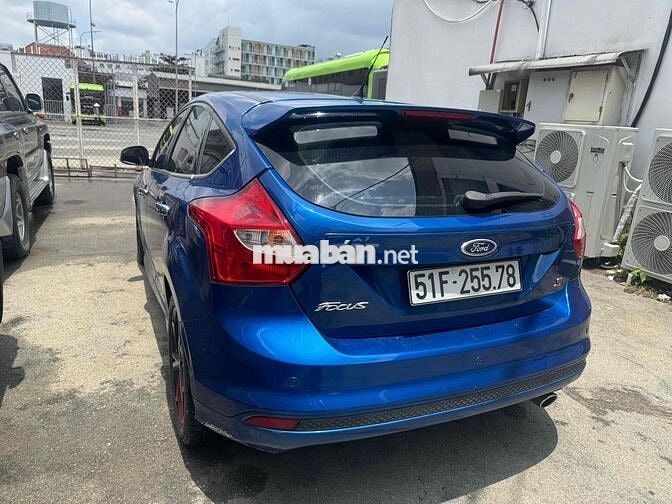 Ford Focus 2.0 S 2015