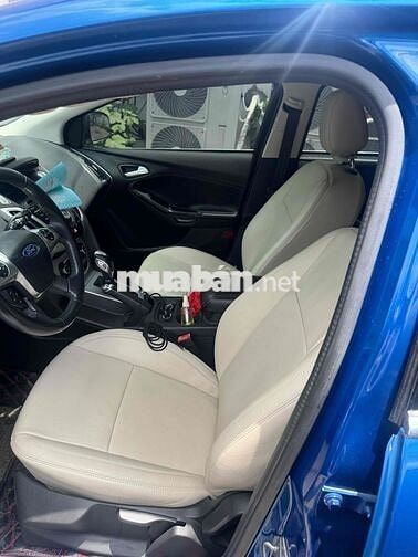 Ford Focus 2.0 S 2015