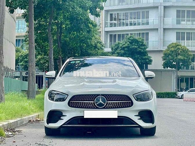 Mercedes-Benz E300 AMG V1 2022 Trắng Nâu
