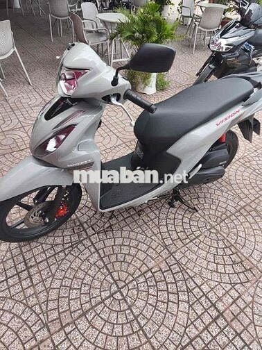 Honda Vision 2026 Xám 2000 km