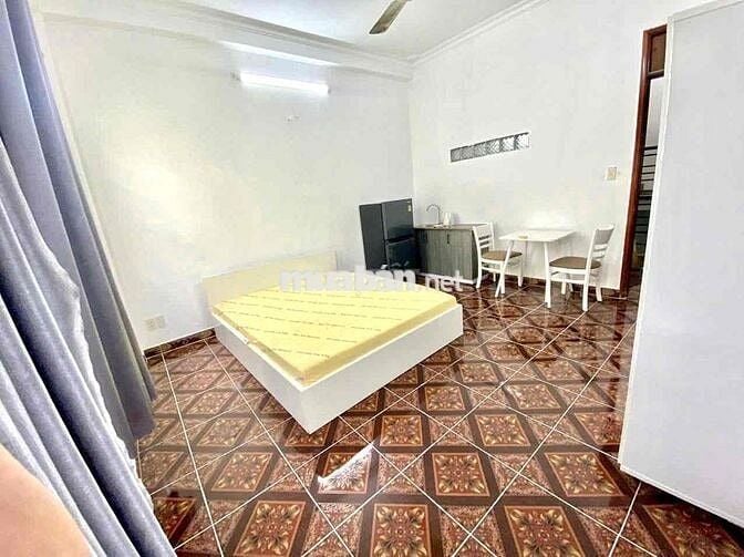 CHO THUÊ STUDIO FULL NỘI THẤT – CỬA SỔ LỚN THOÁNG MÁT –  PHẠM HÙNG