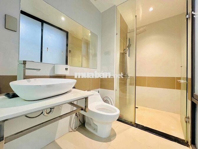 Cho thuê căn hộ Studio Tách bếp, Ban công Q8 gần cầu Nguyễn Văn Cừ