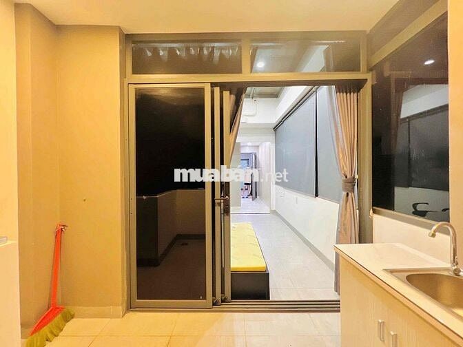 Cho thuê căn hộ Studio Tách bếp, Ban công Q8 gần cầu Nguyễn Văn Cừ