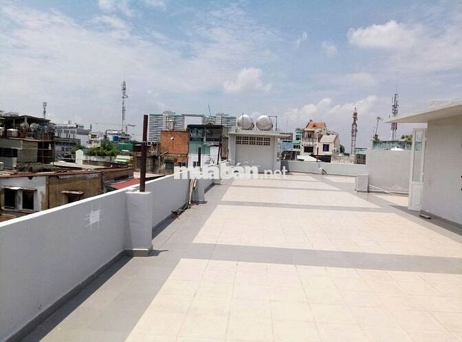 CHONG CHÓNG PHÒNG ĐẸP, GIÁ TỐT – RỘNG 28-30M² – XE MIỄN PHÍ!