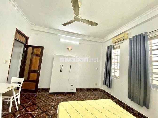 CHO THUÊ STUDIO FULL NỘI THẤT – CỬA SỔ LỚN THOÁNG MÁT –  PHẠM HÙNG