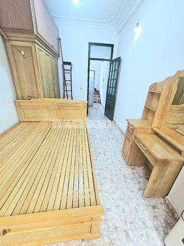 Chính chủ cho thuê cả nhà mặt phố cổ Thụy Khuê 30m x 6 tầng giá 17tr