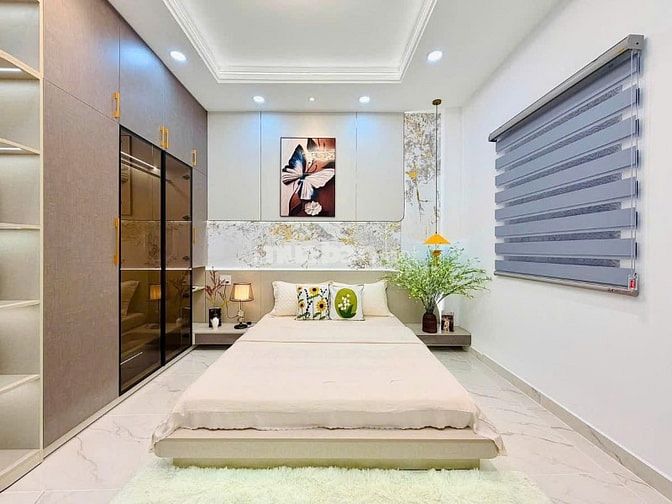 HAI MẶT TIỀN ĐÃ HIẾM RỒI THÌ VỚI CĂN 3 MẶT TIỀN NÀY THÌ CÀNG  HIẾM