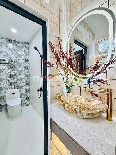 HAI MẶT TIỀN ĐÃ HIẾM RỒI THÌ VỚI CĂN 3 MẶT TIỀN NÀY THÌ CÀNG  HIẾM
