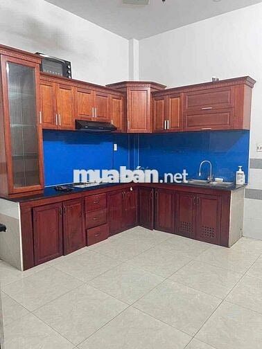 cần bán nhà hẻm xe hơi gần tiện ích