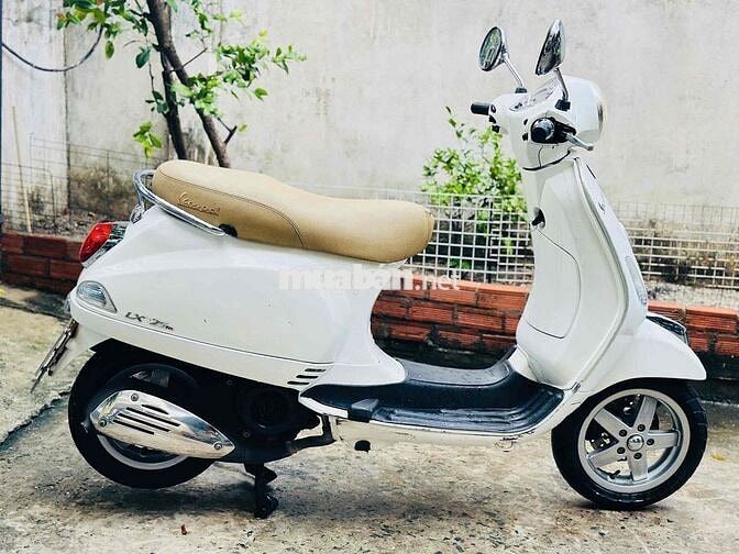 Piaggio Vespa LX 125cc 2012 Trắng