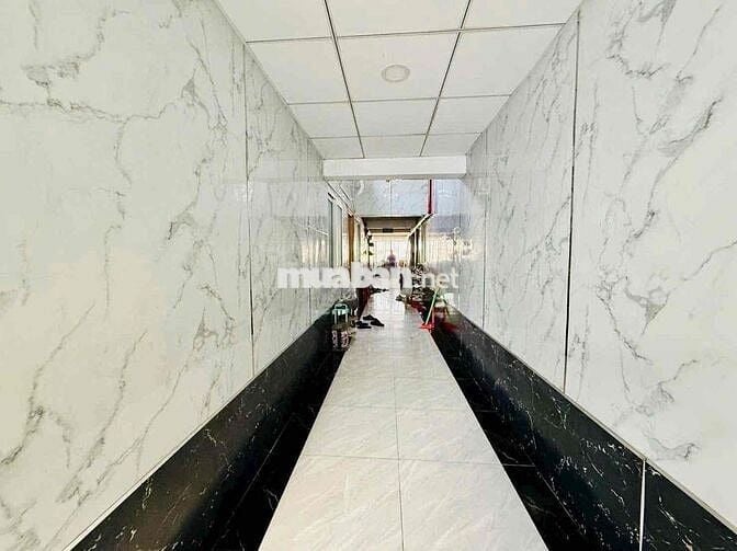 • ĐẠI HỌC CÔNG THƯƠNG - KHOÁN 120tr/tháng •
