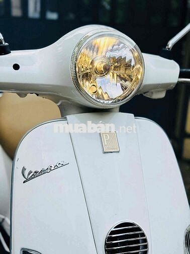 Piaggio Vespa LX 125cc 2012 Trắng