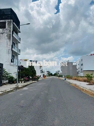 Mua lô ngang 6m xây nhà rộng rãi tại KDC Tân Đô