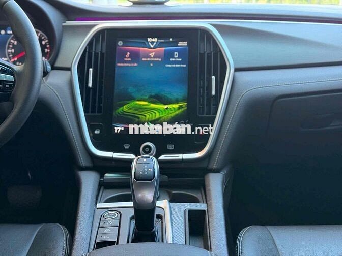 VinFast Lux A2.0 2019 Đen Tự động 74000 km