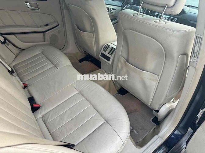 Mercedes-Benz E-Class Xanh đen Da