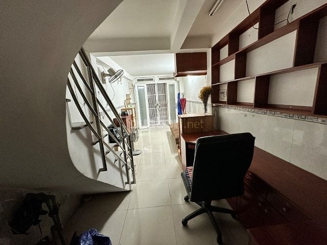 CHÍNH CHỦ CHO THUÊ NHÀ ĐƯỜNG VÕ VĂN KIỆT, PHƯỜNG 1, QUẬN 5