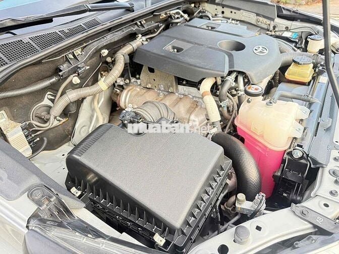 TOYOTA HILUX E 2019 AT 4X2 XE CÒN KHÁ ĐẸP