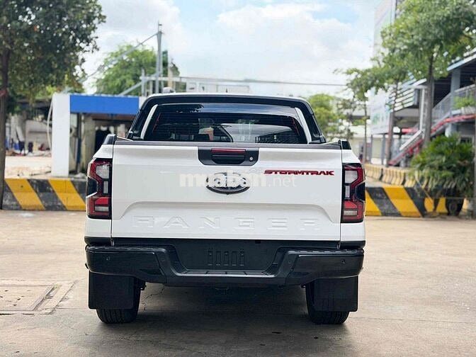 Ford Ranger Stormtrak 4x4 2024 xe đẹp