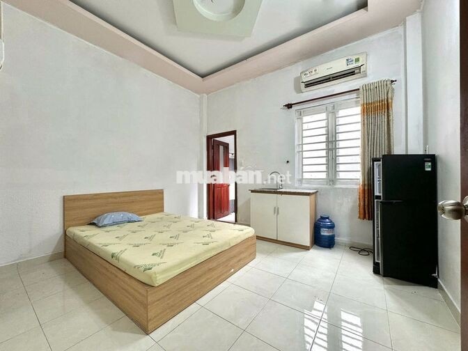 PHÒNG FULL NỘI THẤT - GẦN GTVT - CVPM  - GIÁ 3TR3
