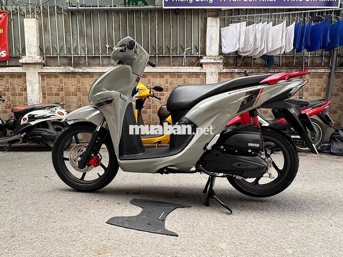 Honda Vision 2025 Bản đặc biệt Xám xi măng