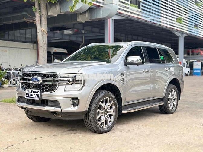 Ford Everest Titanium 4x4 07/2023 đi lướt xe đẹp