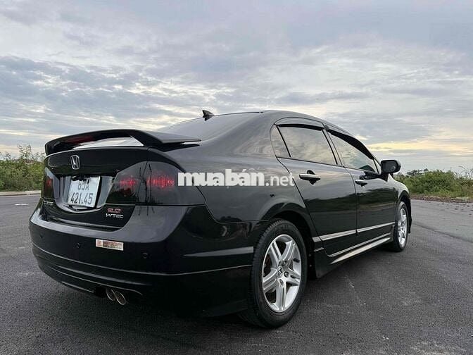 Honda Civic 2.0 bản full Số tự động Đen
