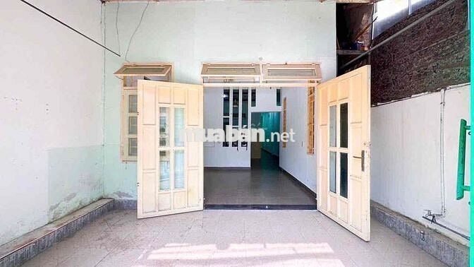 Bán nhà hẻm 1806 huỳnh tấn phát nhà bè