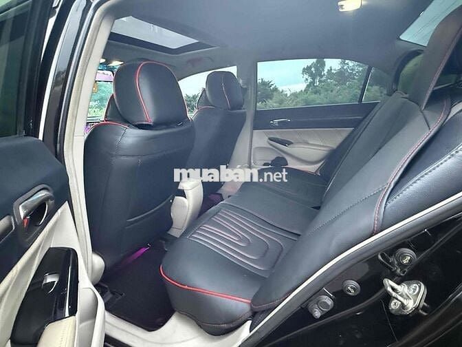 Honda Civic 2.0 bản full Số tự động Đen