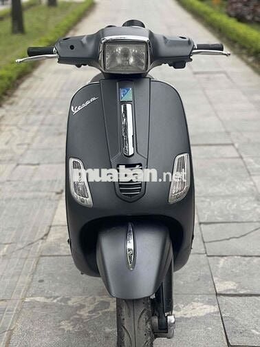Piaggio Vespa LX 125 Đen nhám