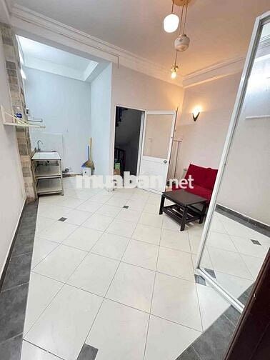 phòng ngủ phòng khách tiện nghi 50m ngay Aeon Q8