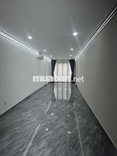 121 Đường số 3, Cư Xá Đô Thành, Quận 3 Diện tích: 3 x 11m Kết cấu: trệ