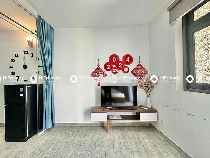 CHO THUÊ CĂN HỘ CAO CẤP 1 PHÒNG NGỦ BAN CÔNG SIÊU THOÁNG NGAY QUẬN 3