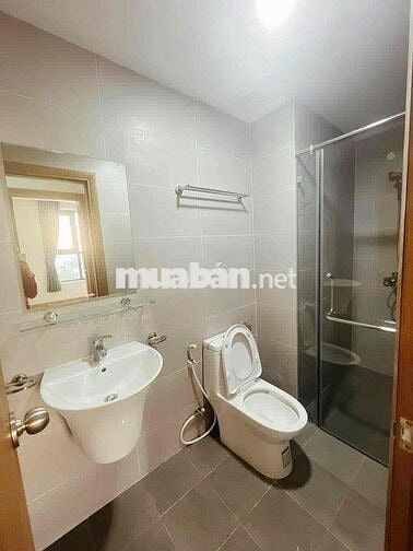 Chủ Cần Tiền Gấp Bán Căn góc Tầng thấp ( chỉ bán giá này trong tuần)