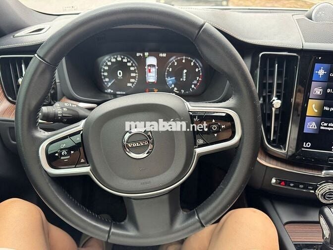 Volvo XC60 2021 Trắng Da