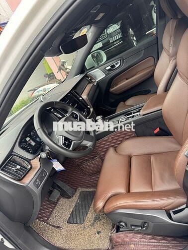 Volvo XC60 2021 Trắng Da