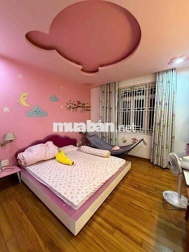 Cho thuê nhà diện tích lớn Lạc Long Quân Q11